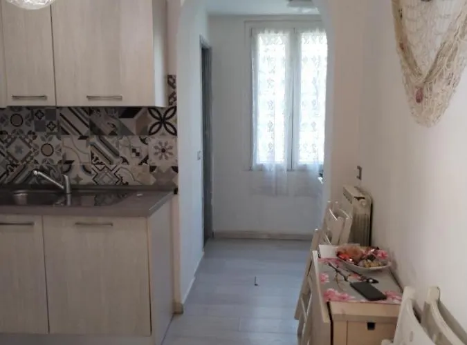 Semesterbostad Casa Shanty *