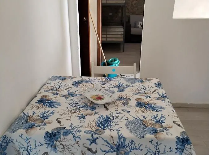 Semesterbostad Casa Shanty La Spezia